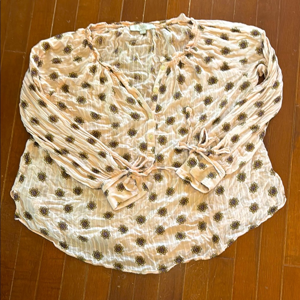 Women's Cream Floral Top